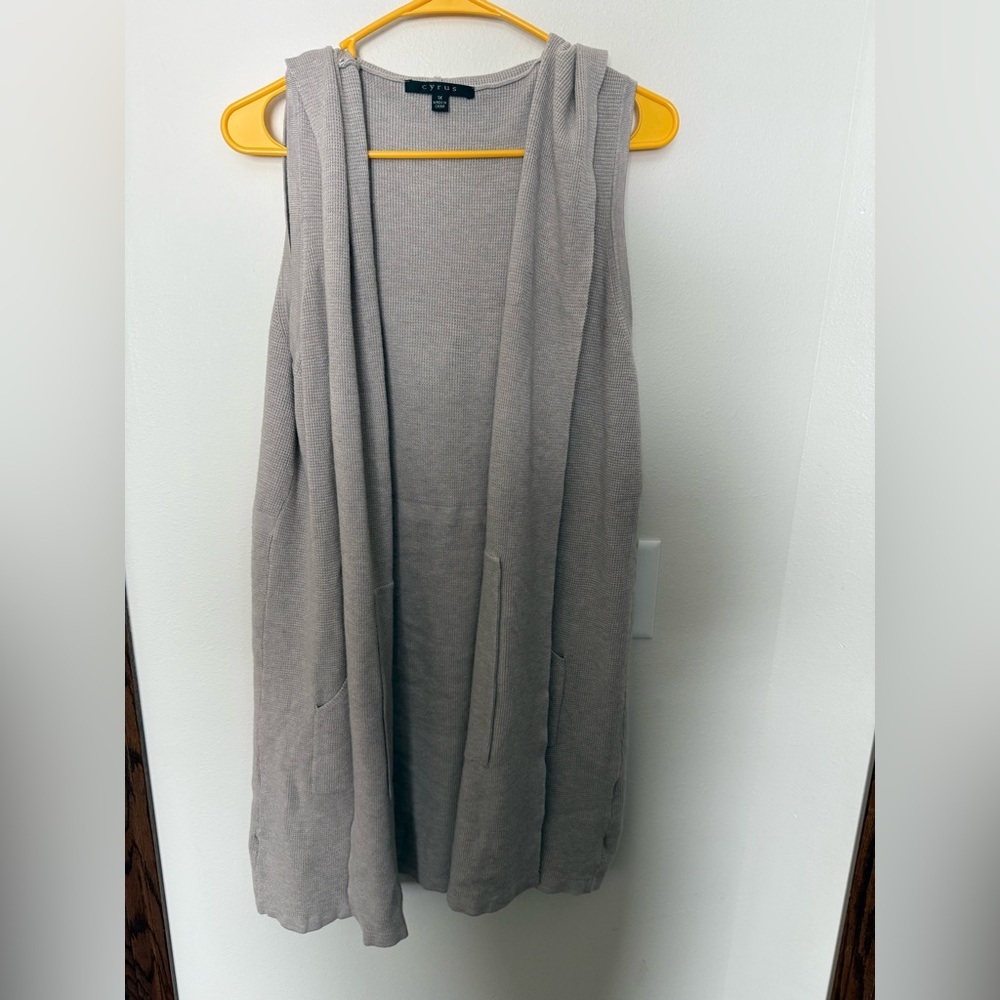 Cyrus Gray Sleeveless Cardigan